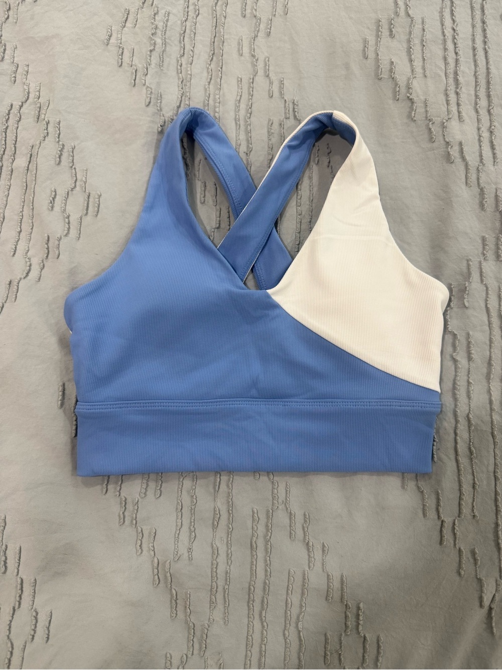 Wilo the Label Cross-Back Colorblock Sports Bra - Ribbed Blue & White NWOT -